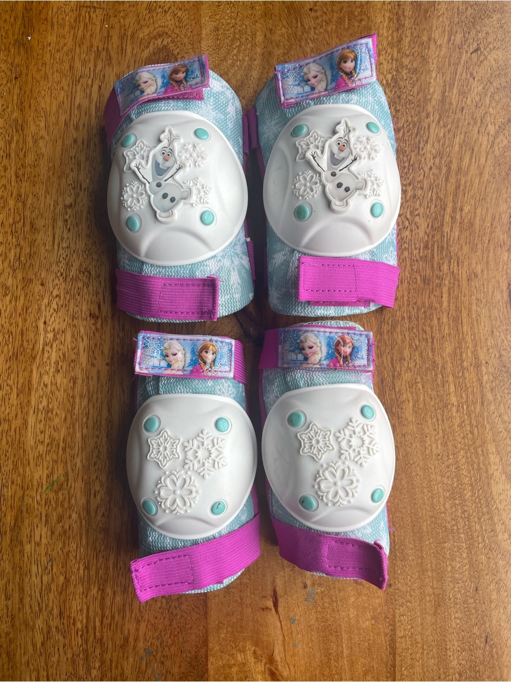 Disney Frozen Kids Knee and Elbow Pads — Pink & Light Blue